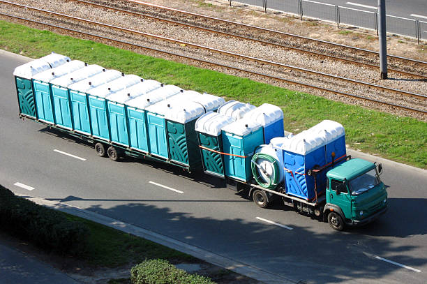 Best Portable restroom trailer rental  in Liberty Triangle, FL